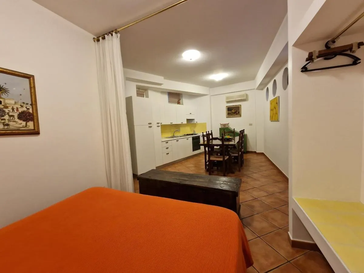 Residence Degli Agrumi Taormina 0*,