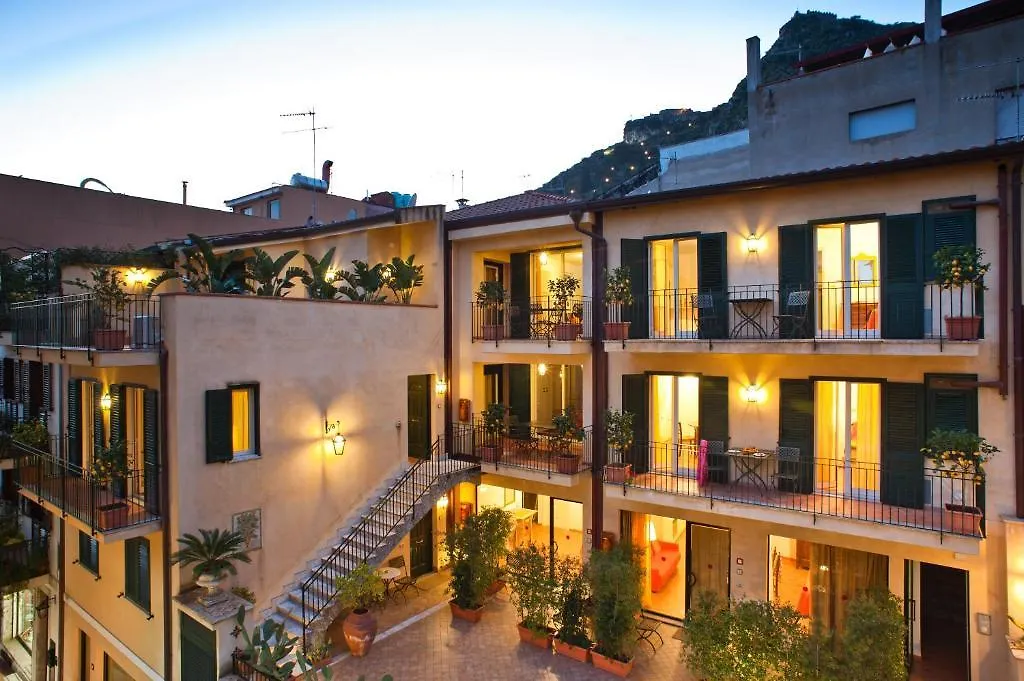 Residence Degli Agrumi Taormina 0*,